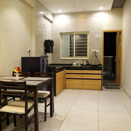 'Sumadhu Homes 301 ' Kolhapur Eksteriør billede