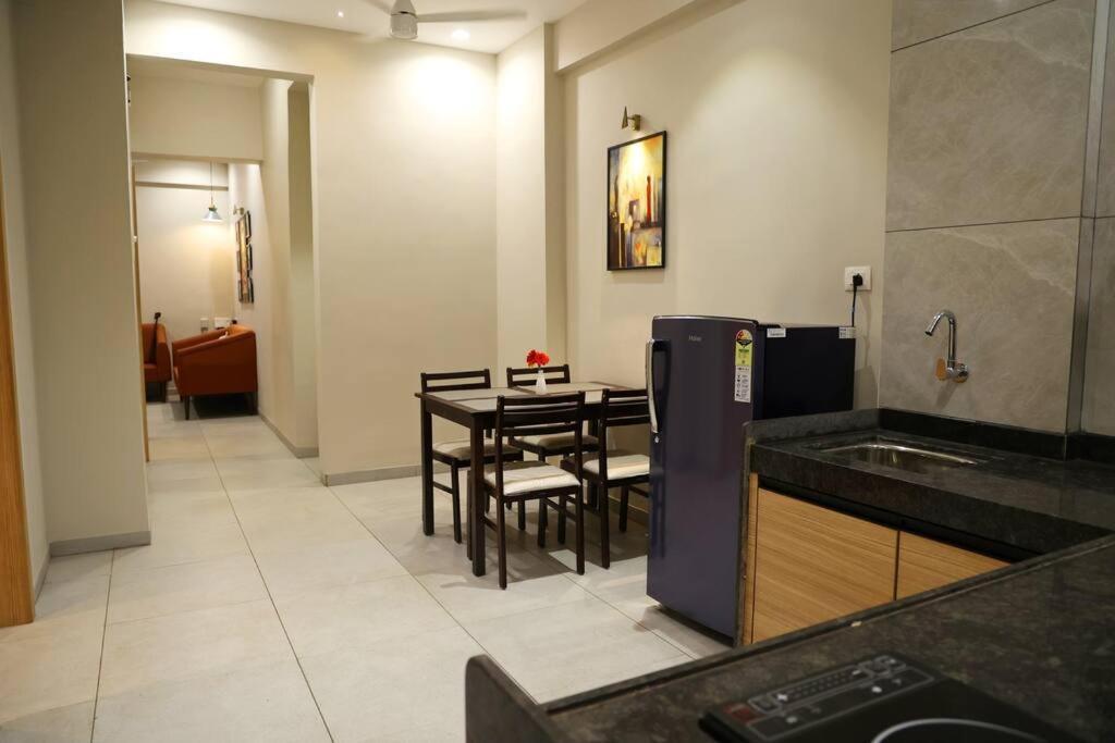 'Sumadhu Homes 301 ' Kolhapur Eksteriør billede