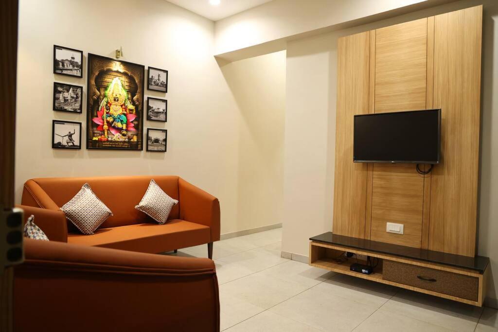 'Sumadhu Homes 301 ' Kolhapur Eksteriør billede